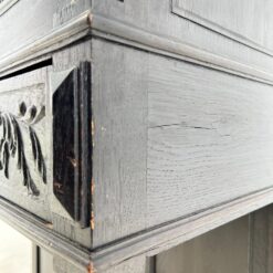 Liudviko XIII laikotarpio stiliaus ąžuolinis bufetas su apšvietimu 47x110x170 cm