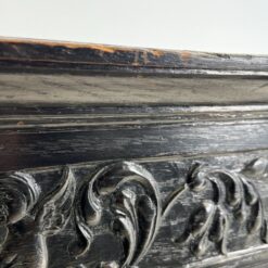 Liudviko XIII laikotarpio stiliaus ąžuolinis bufetas su apšvietimu 47x110x170 cm