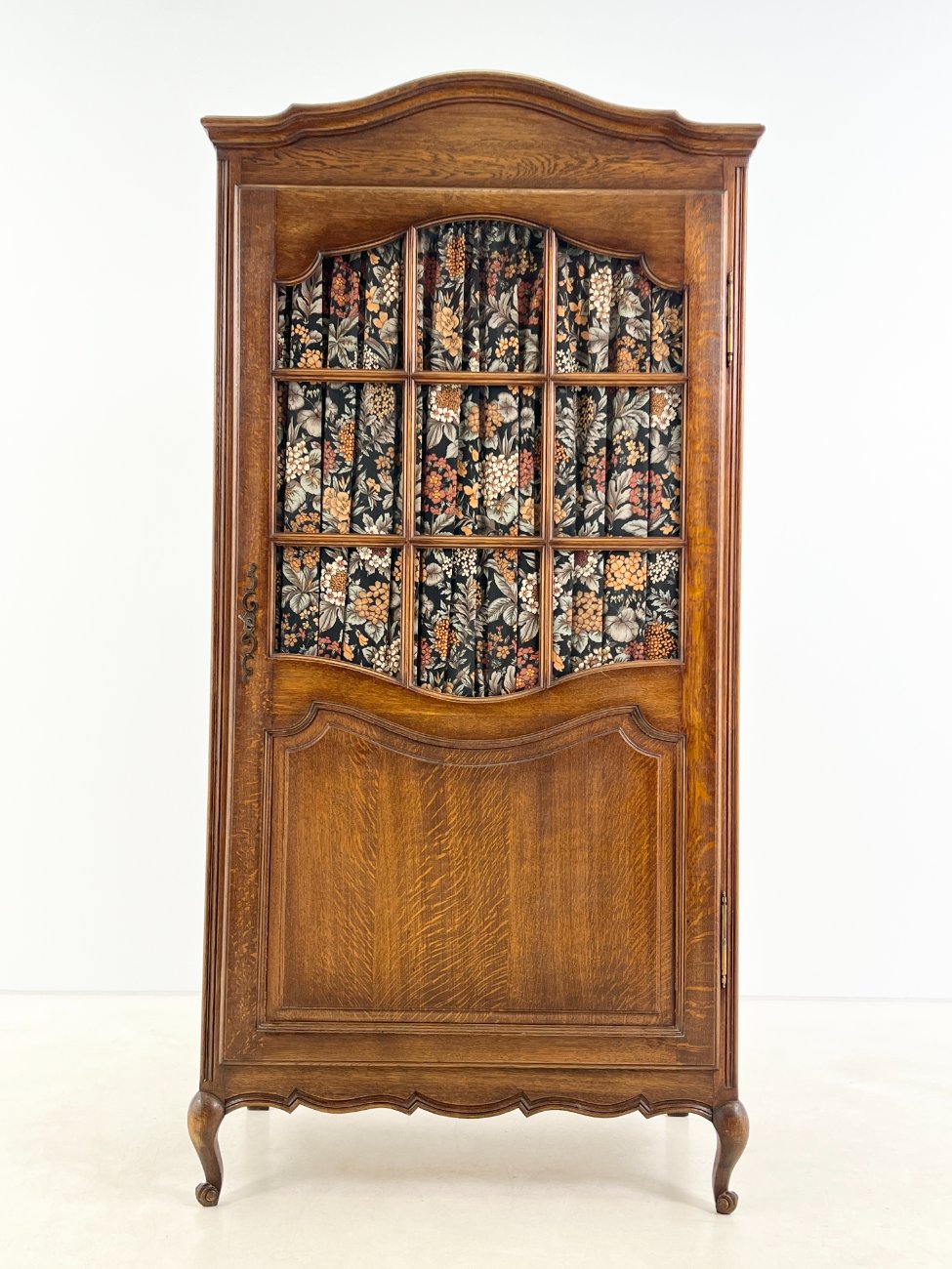 DR0085-spintos-1 Ąžuolinė vienų durų rūbų spinta su stiklu 58x95x191 cm