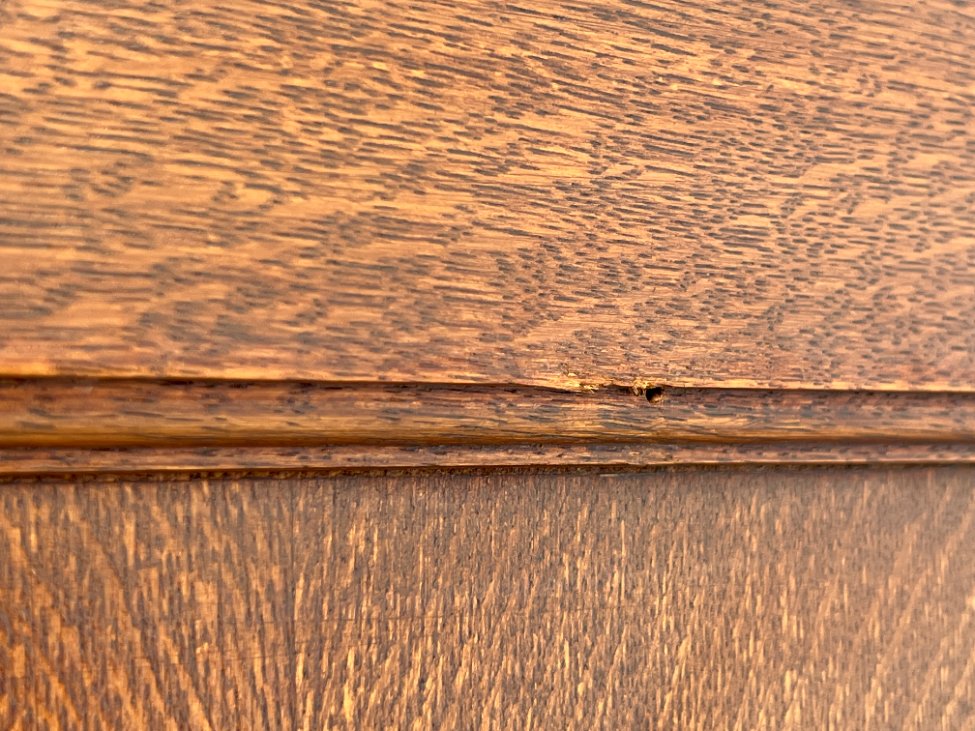 DR0085-spintos-12 Ąžuolinė vienų durų rūbų spinta su stiklu 58x95x191 cm