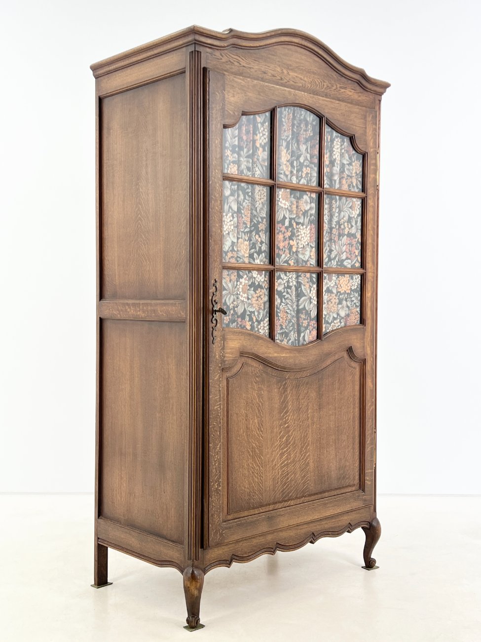 DR0085-spintos-3 Ąžuolinė vienų durų rūbų spinta su stiklu 58x95x191 cm