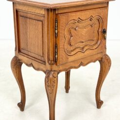 Rokoko stiliaus ąžuolinės spintelės 2 vnt. komplektas 40x50x72 cm