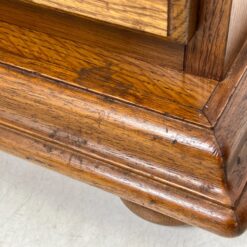 Ąžuolinės trijų stalčių spintelės 2 vnt. komplektas 40×50,5×66 cm