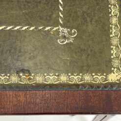 Raudonmedžio lizdiniai staliukai odiniais stalviršiais 3 vnt. kompl. 37,5x55x52 cm