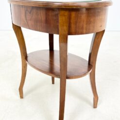 Riešutmedžio spintelės gobeleno ir stiklo stalviršiais 2 vnt. kompl. 40x53x59,5 cm