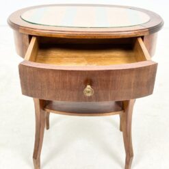 Riešutmedžio spintelės gobeleno ir stiklo stalviršiais 2 vnt. kompl. 40x53x59,5 cm