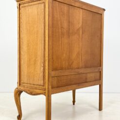 Ąžuolinė dviejų durų ir dviejų stalčių komoda 45x101x119 cm