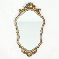 Provanso stiliaus pakabinamas veidrodis mediniame rėme 3x40,5x70,5 cm