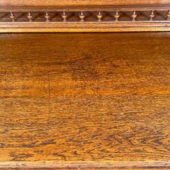 Ąžuolinis drožinėtas dviejų dalių bufetas 59,5×118,5×224,5 cm