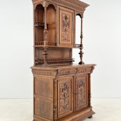 Ąžuolinis drožinėtas dviejų dalių bufetas 59,5×118,5×224,5 cm