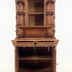 Ąžuolinis drožinėtas dviejų dalių bufetas 59,5×118,5×224,5 cm