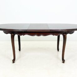 Išskleidžiamas raudonmedžio valgomojo stalas 100×179(+45)x77 cm