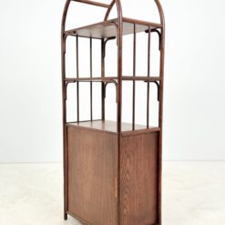 Vintažinio stiliaus pastatoma lentyna su spintele 41x66x173 cm