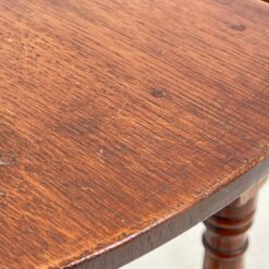 Ąžuolinis staliukas nuleidžiamais šonais 50×31(+2×19)x49 cm