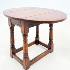 Ąžuolinis staliukas nuleidžiamais šonais 50×31(+2×19)x49 cm