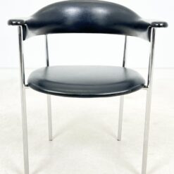 Mid Century stiliaus metalinio rėmo krėslas su eko oda 54x60x74 cm, 44 cm