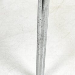 Mid Century stiliaus metalinio rėmo krėslas su eko oda 54x60x74 cm, 44 cm