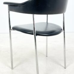 Mid Century stiliaus metalinio rėmo krėslas su eko oda 54x60x74 cm, 44 cm