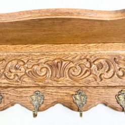 Ąžuolinė sieninė kabykla su šešiais žalvario kabliukais 18,5x100x26,5 cm