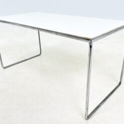 Vintažinių staliuko ir dviejų pufų 3 vnt. komplektas 35,5x71x35 cm