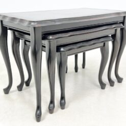 Raudonmedžio lizdiniai staliukai 3 vnt. komplektas 36x61x40 cm