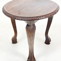 Ąžuolinis Chippendale stiliaus staliukas 42,5×44,5×41,5 cm