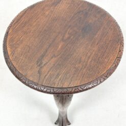 Ąžuolinis Chippendale stiliaus staliukas 42,5×44,5×41,5 cm