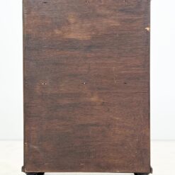 Medinė vitrinėlė 38x68x98,5 cm