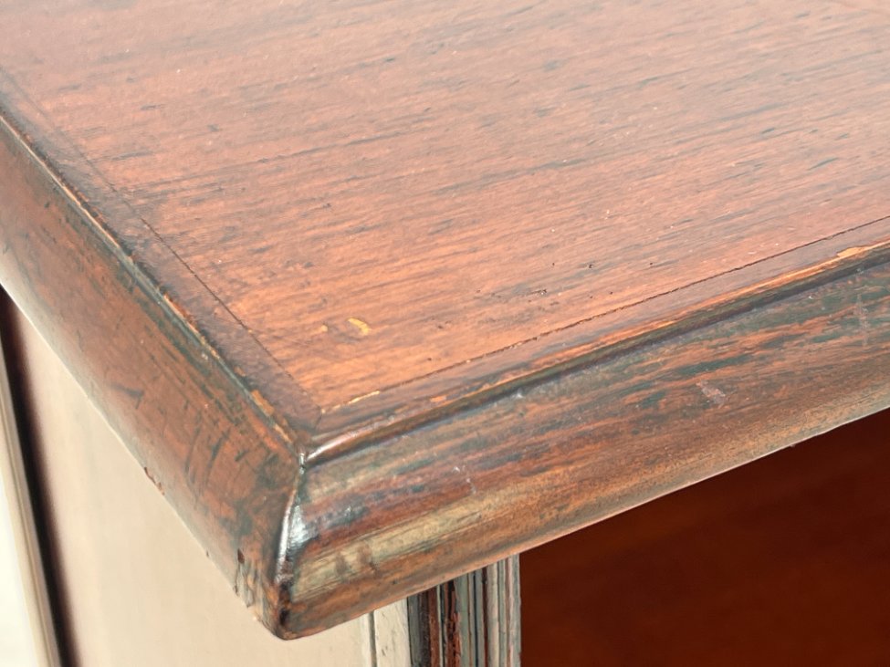 DR0139-spinteles-11 Raudonmedžio spintelė 30×52,5×70,5 cm