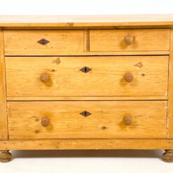 Pušies medžio keturių stalčių komoda 52,5×109,5×79,5 cm