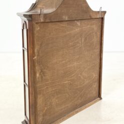 Riešutmedžio pakabinama spintelė su stiklu 20×68,5×72,5 cm