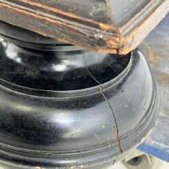 Ąžuolinis drožinėtas XIX a. pradžios bufetas 73x176x203 cm