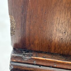 Sendintas riešutmedžio sekreteras su knygų spintele 40×62,5×189 cm