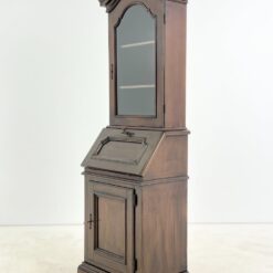 Sendintas riešutmedžio sekreteras su knygų spintele 40×62,5×189 cm