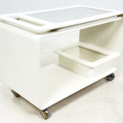 Vintažinis baltos spalvos serviravimo staliukas ant ratukų 42x80x55 cm