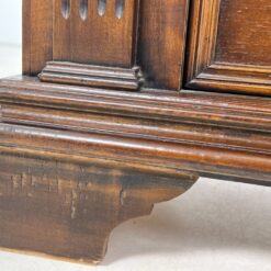 Riešutmedžio komoda – baras atveriamomis durimis 35,5x86x84,5 cm