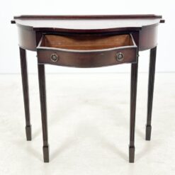 Angliško stiliaus raudonmedžio konsolė su stalčiumi 36,5x82x76 cm