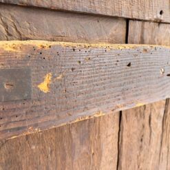 Ąžuolinis drožinėtas XIX a. pradžios bufetas 70x156x176 cm