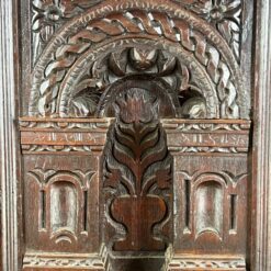 Ąžuolinis drožinėtas XIX a. pradžios bufetas 70x156x176 cm