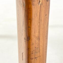 Rytietiška medinė konsolė su trijais stalčiais 55x107x88,5 cm