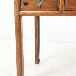 Rytietiška medinė konsolė su trijais stalčiais 55x107x88,5 cm