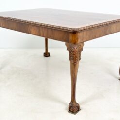 Chippendale stiliaus riešutmedžio valgomojo stalas 105x150x78 cm