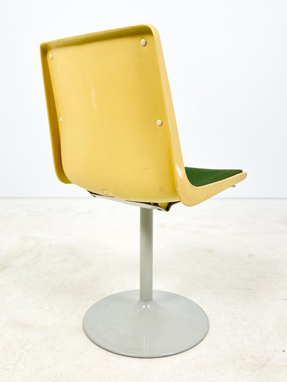 DR0167-kedes-10 Mid Century vokiška “Wesifa” kėdė 48x45x80 cm, 46 cm