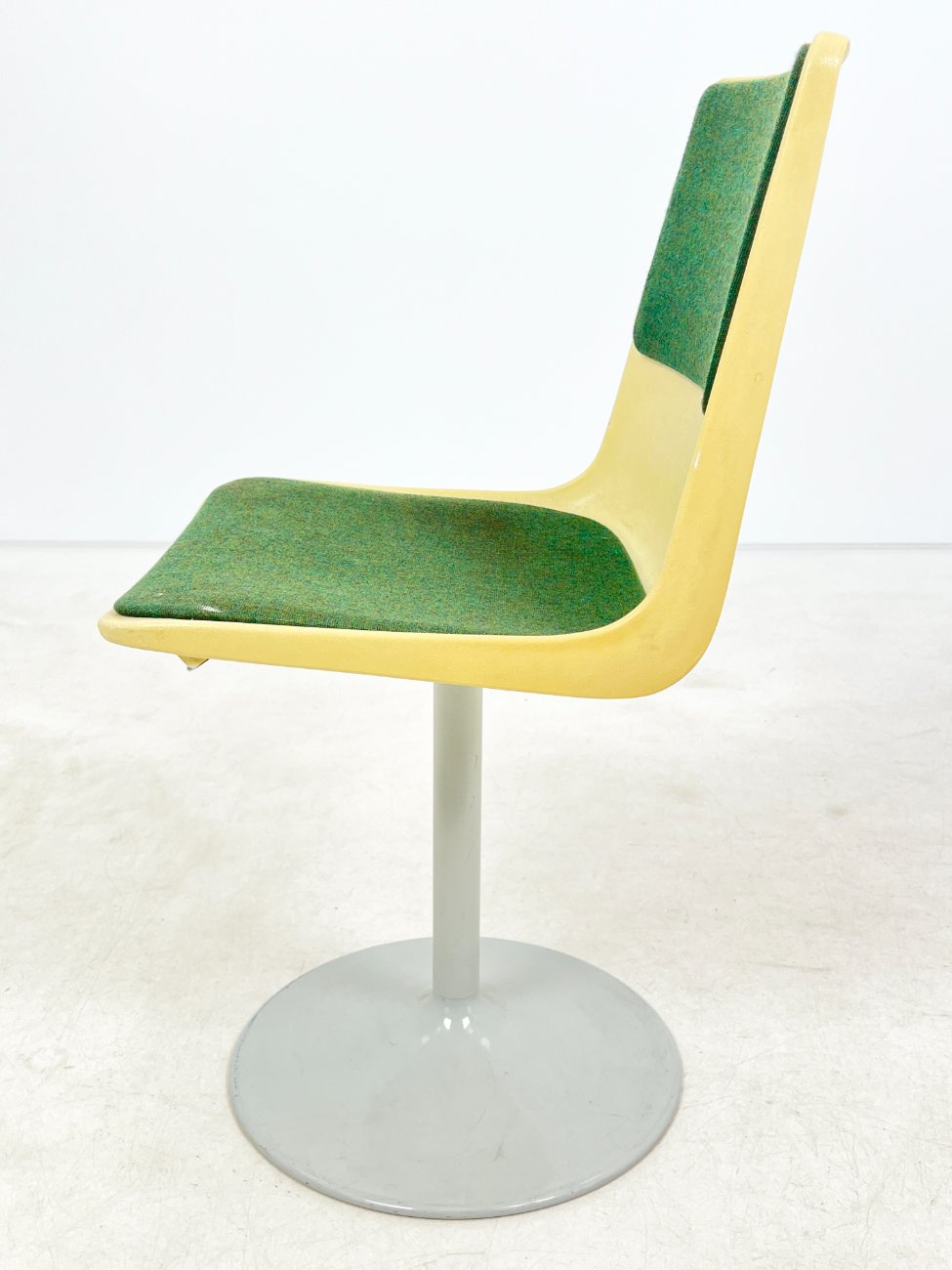 DR0167-kedes-4 Mid Century vokiška “Wesifa” kėdė 48x45x80 cm, 46 cm