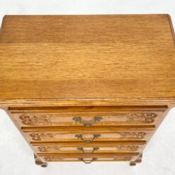 Ąžuolinė keturių stalčių komodėlė 35x60x90 cm