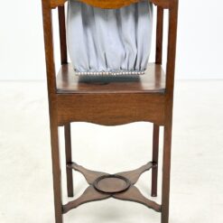 Angliško stiliaus raudonmedžio naktinė prausimosi spintelė 37x37x82 cm