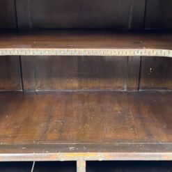 Rytietiška komoda su žalvarinėmis apdailomis 48x140x107 cm