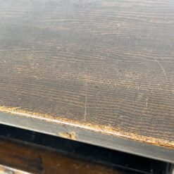 Rytietiška komoda su žalvarinėmis apdailomis 48x140x107 cm