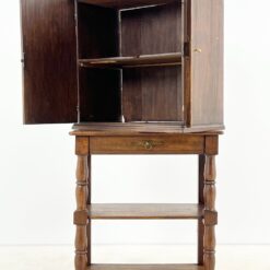 Medinė dviejų durų komoda su stalčiumi ir lentynomis 44×79,5×165 cm