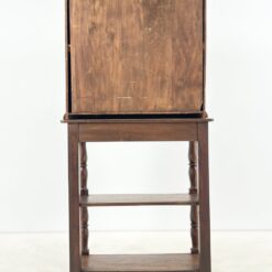 Medinė dviejų durų komoda su stalčiumi ir lentynomis 44×79,5×165 cm